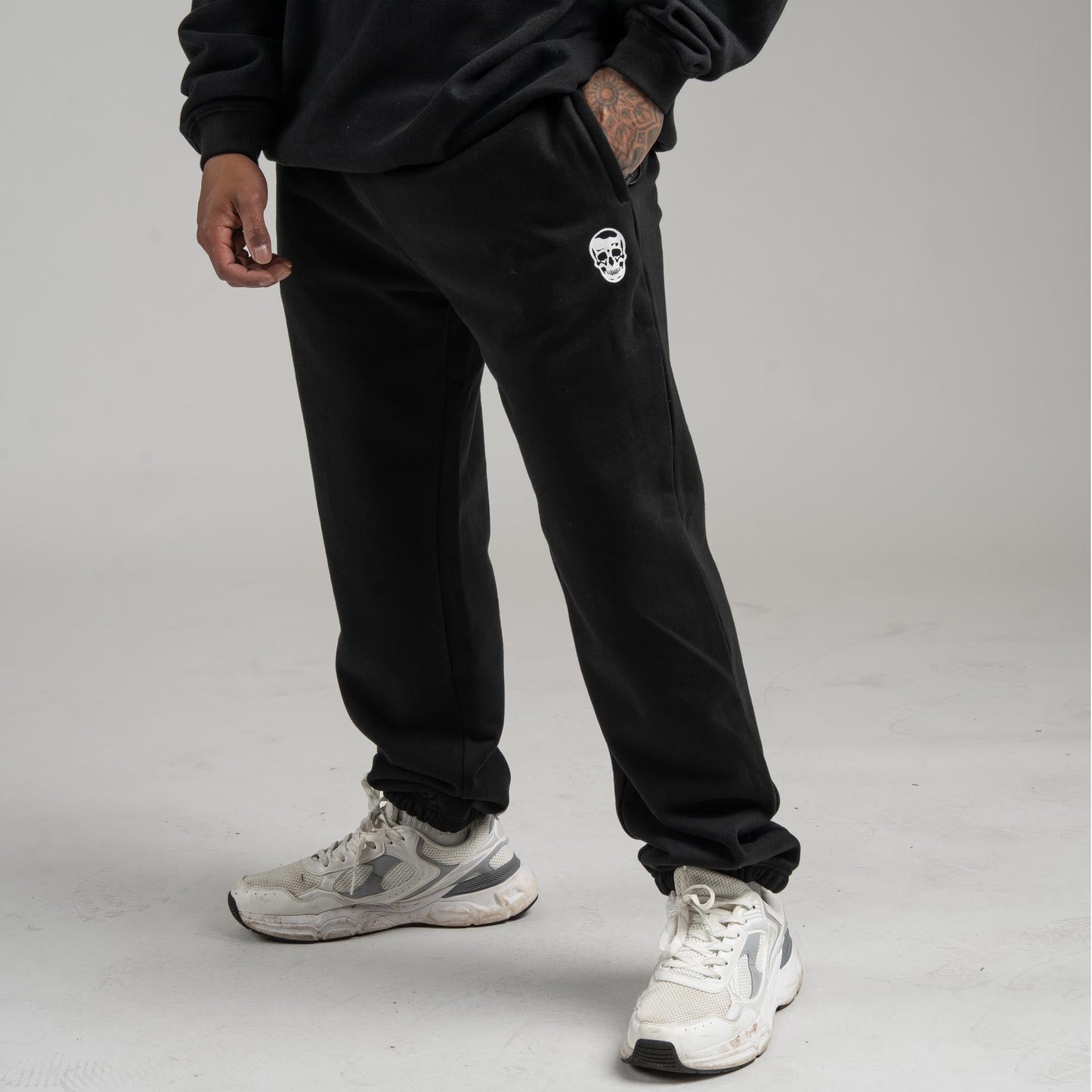 Heavyweight Warm-Up Set - Black/White