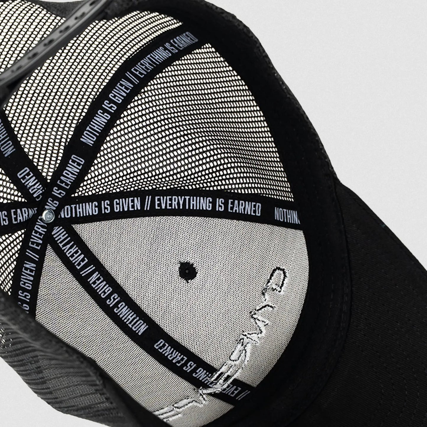 Gymreapers Core Trucker Hat - Black/White